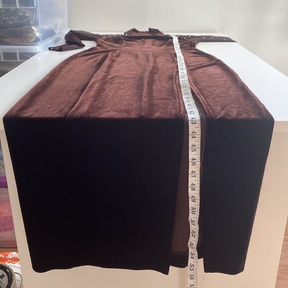 Vintage Tadashi Chocolate Brown Velvet Embellished Gown Size Medium - Picture 14 of 15